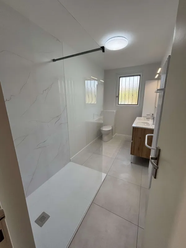 Création meuble vasque pour salle de bain, Albi, MT SERVICES