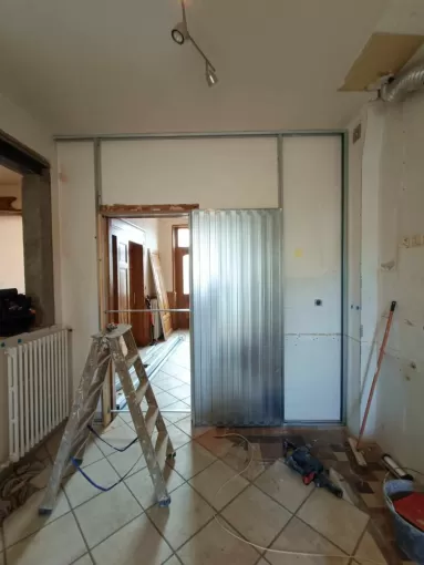 Rénovation avec porte à galandage à Carmaux