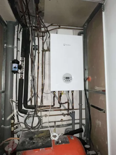 Remplacement d'une vieille chaudière à gaz à Carmaux, Lescure-d'Albigeois, MT SERVICES